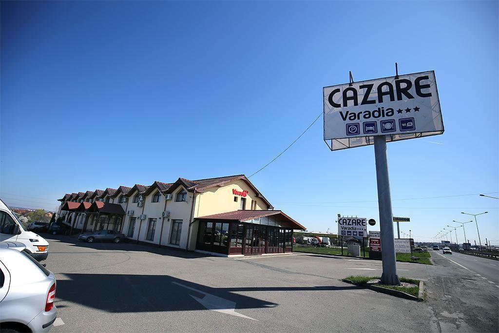 Pension Varadia Орадя Экстерьер фото